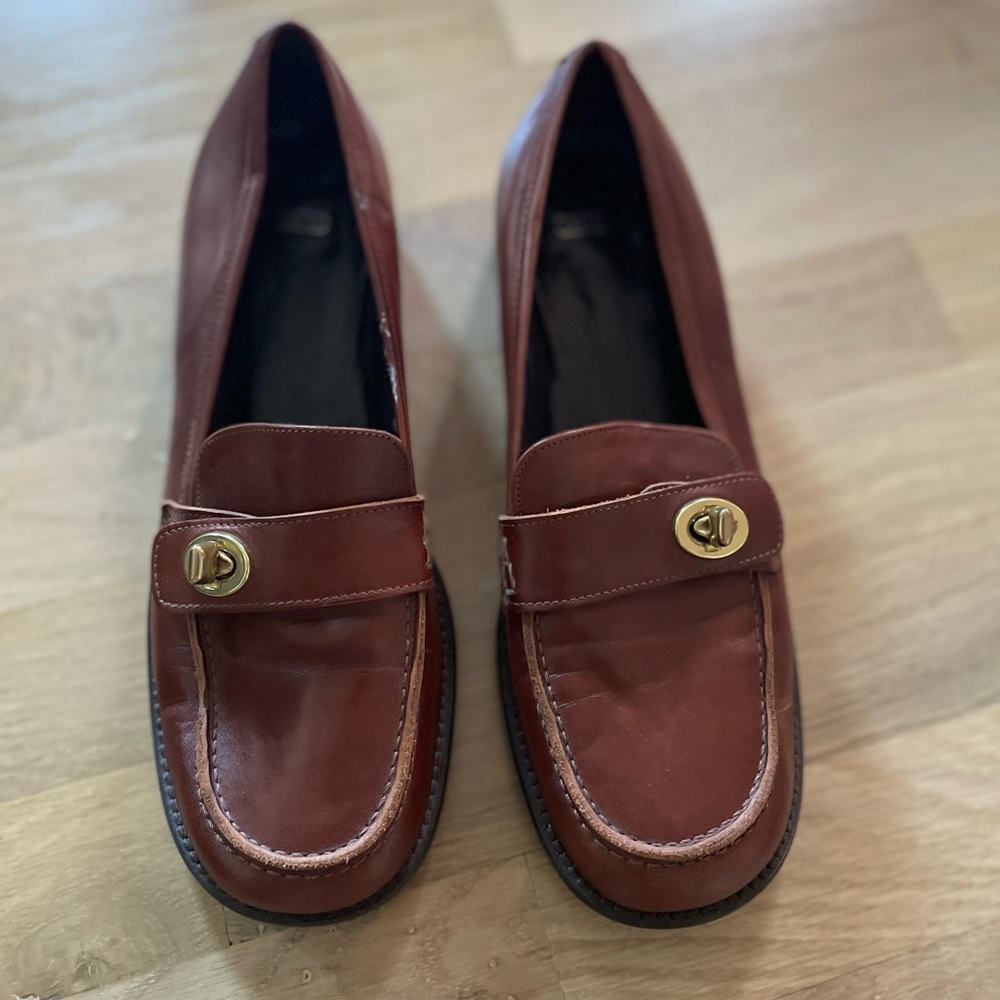 Coach size 7.5